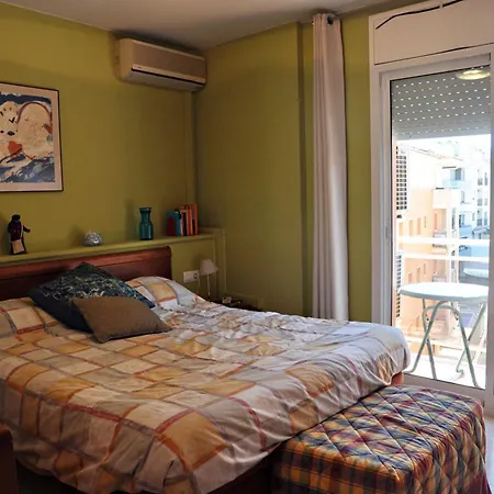 Torredembarra, Muy Cerca De La Playa! Apartamento Torredembarra